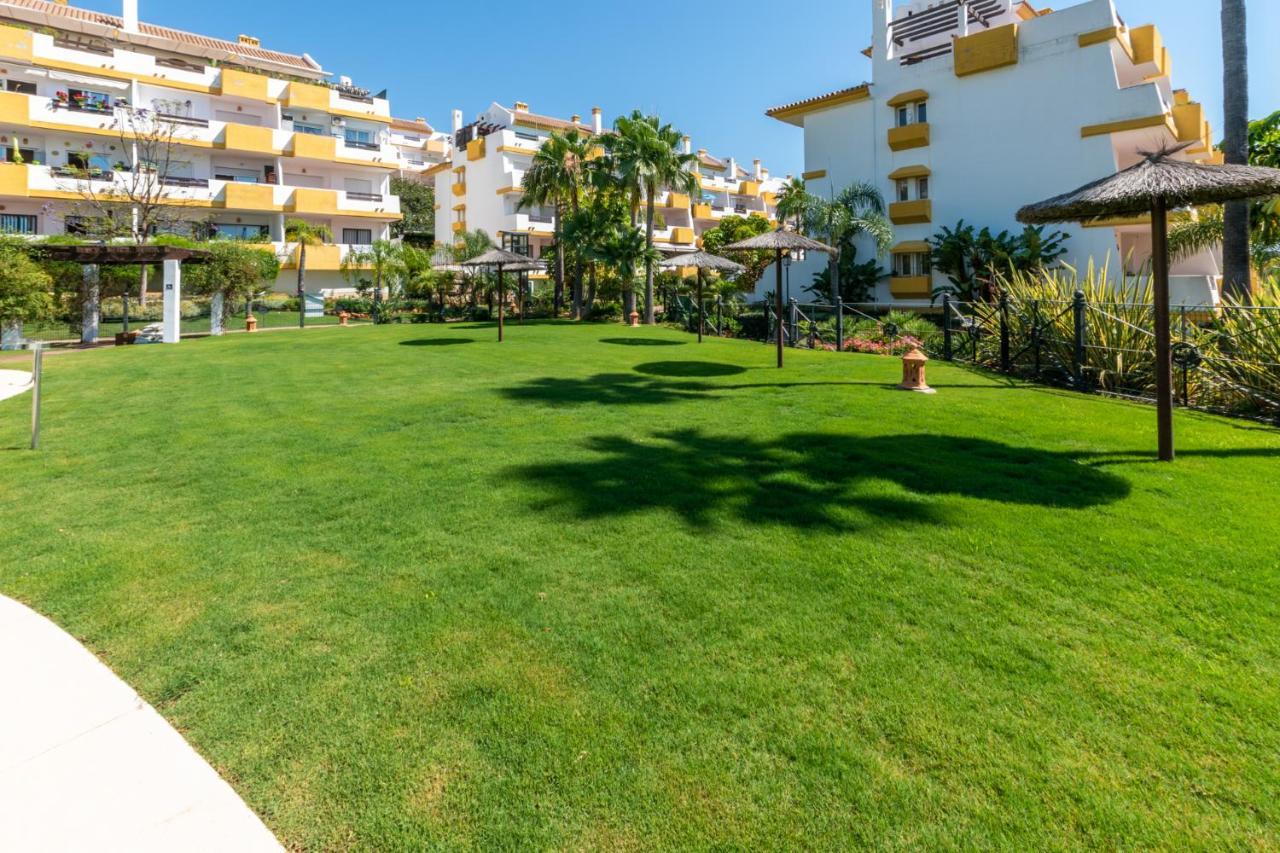 2Br Calanova Grand Golf - Wifi/Ac/Pool Apartment Malaga Bagian luar foto