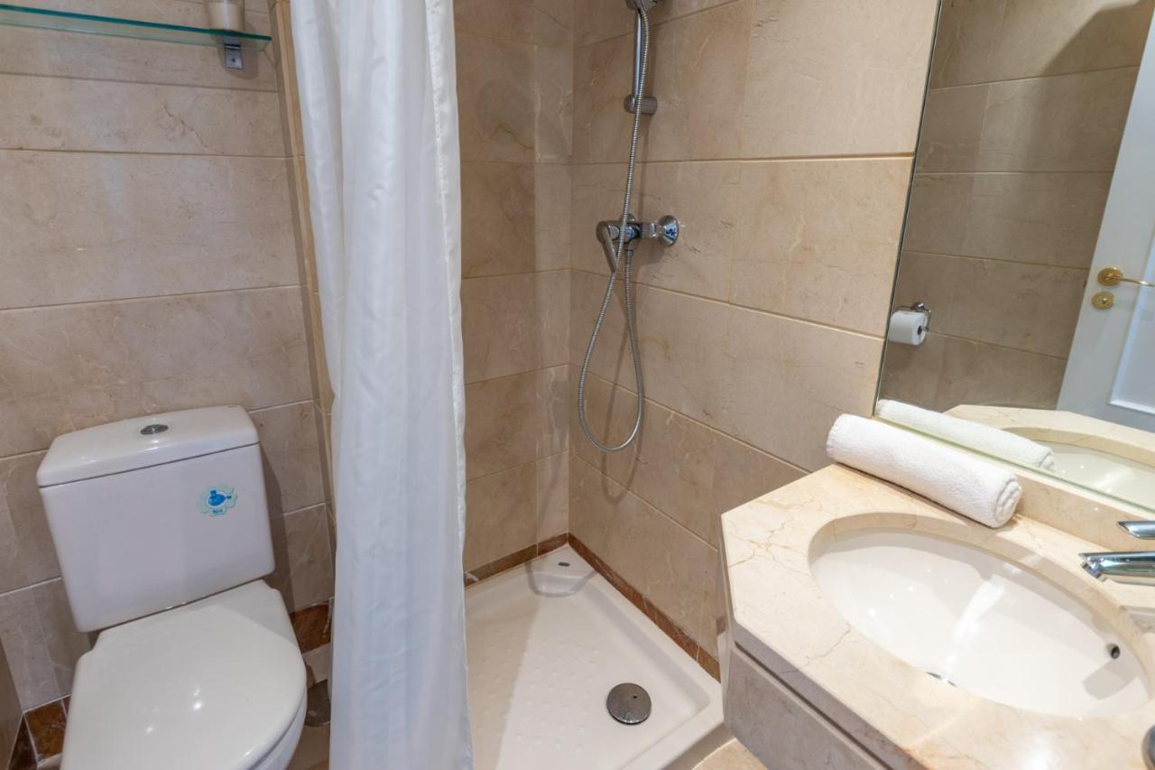 2Br Calanova Grand Golf - Wifi/Ac/Pool Apartment Malaga Bagian luar foto